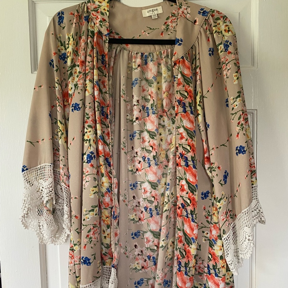 Insta famous Kimono